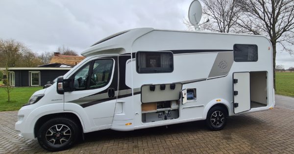 VERKOCHT Knaus 650 MEG Platinum automaat - Afbeelding 7