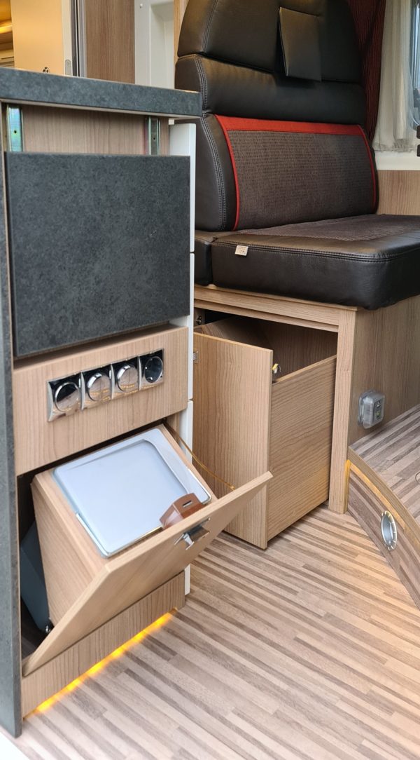 VERKOCHT Malibu 640 LE Charming 9traps automaat - Afbeelding 28