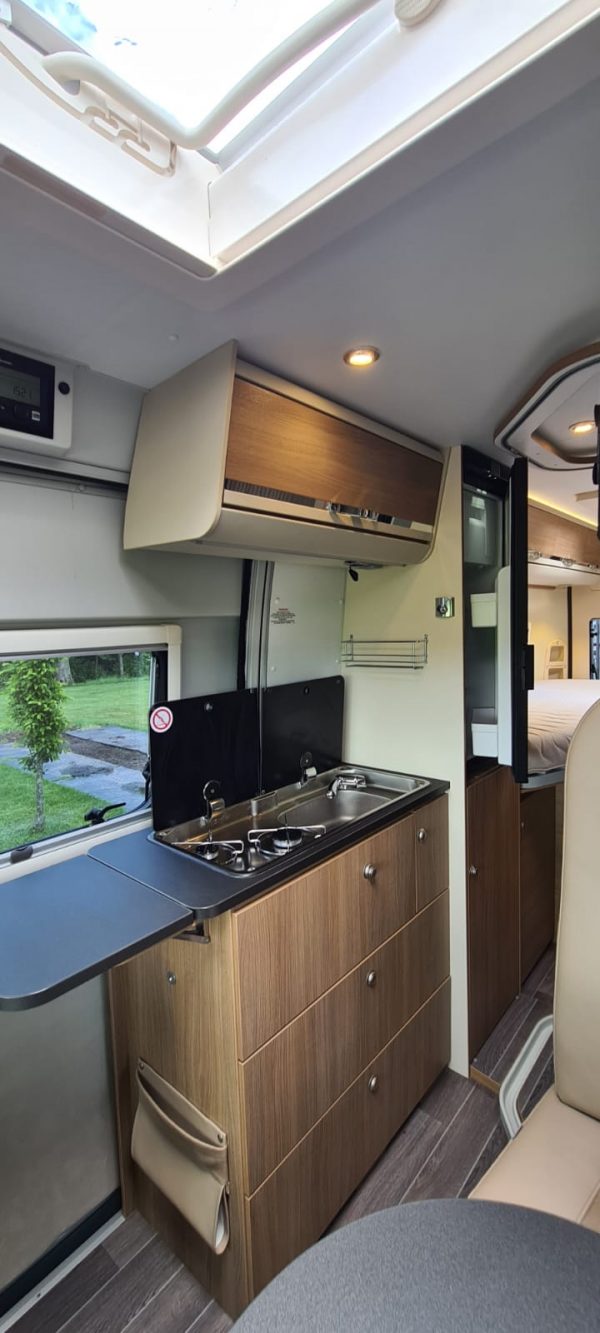 VERKOCHT Adria Twin 640 SLX - Afbeelding 12