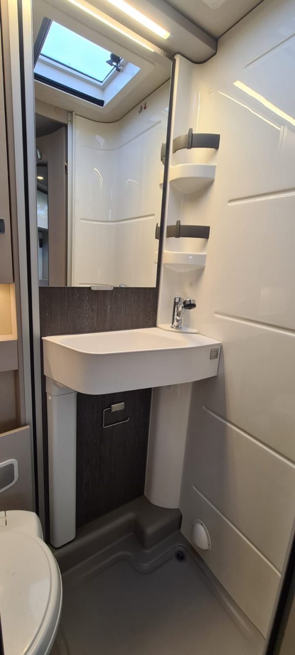 VERKOCHT Hymer Tramp S 585 - Afbeelding 20