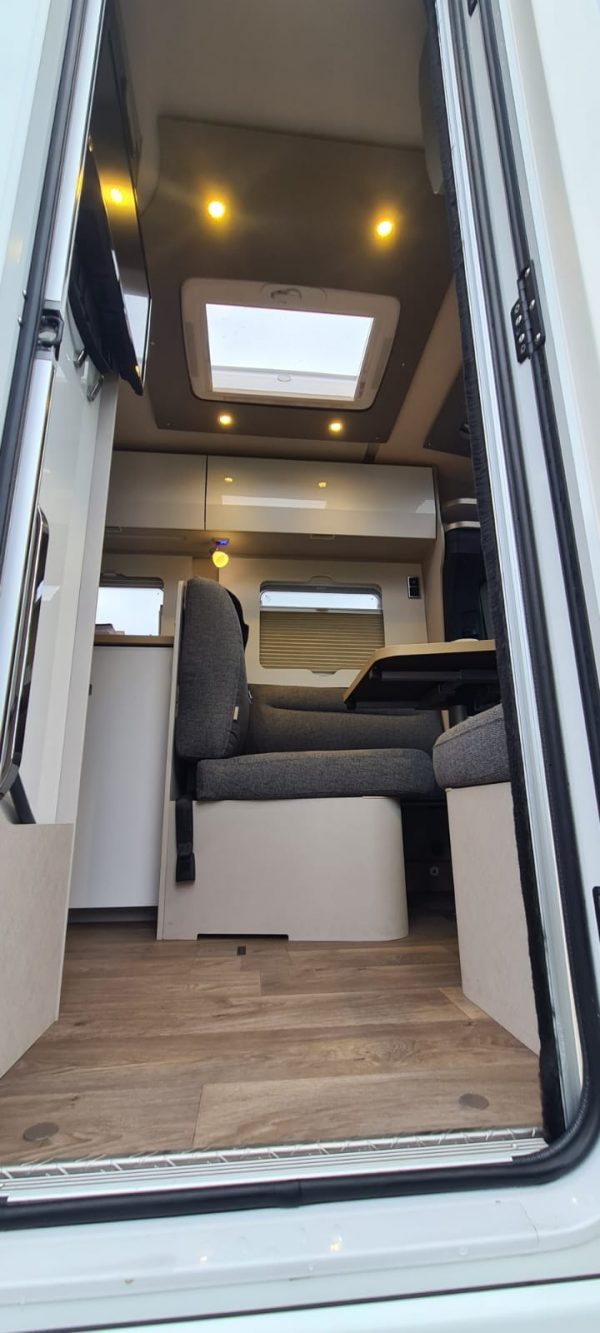 VERKOCHT Hymer Tramp S 585 - Afbeelding 13