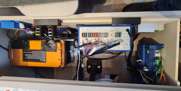 VERKOCHT Hymer Tramp S 585 - Afbeelding 24