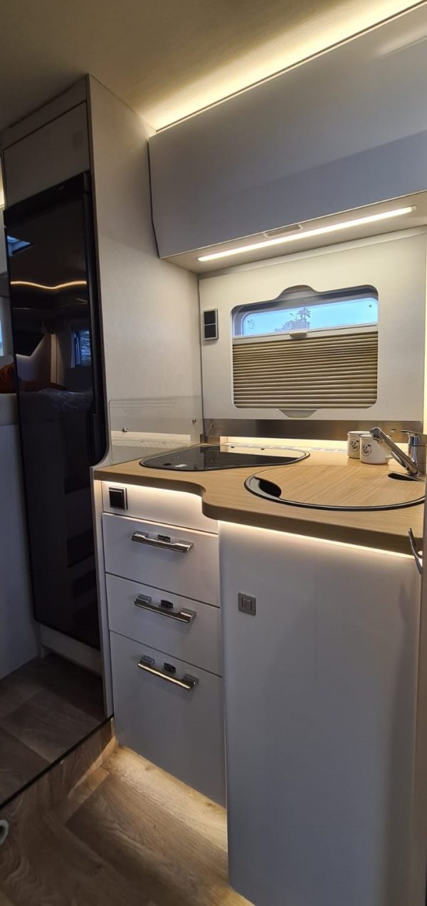 VERKOCHT Hymer Tramp S 585 - Afbeelding 14