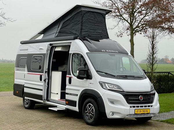 VERKOCHT Adria Twin 640 SGX Sports