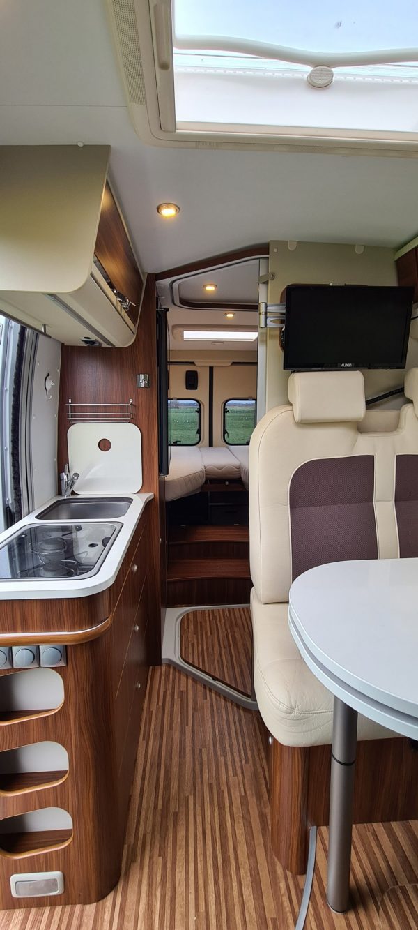 VERKOCHT Adria Twin 640 SLX - Afbeelding 8