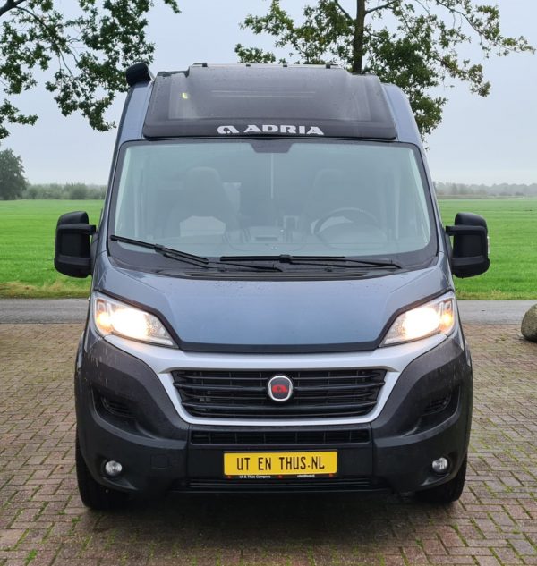 VERKOCHT Adria Twin 640 Supreme SLB - Afbeelding 2