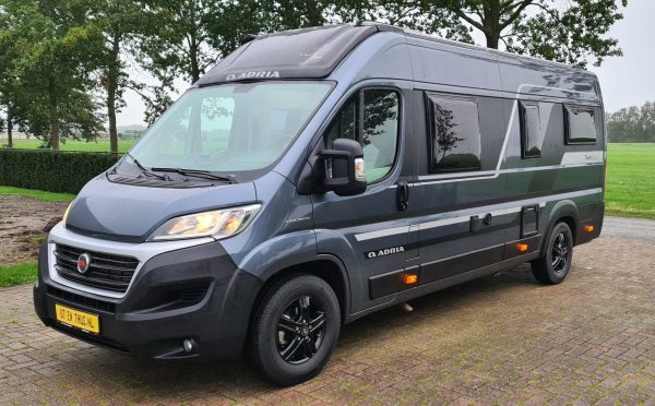 VERKOCHT Adria Twin 640 Supreme SLB - Afbeelding 3