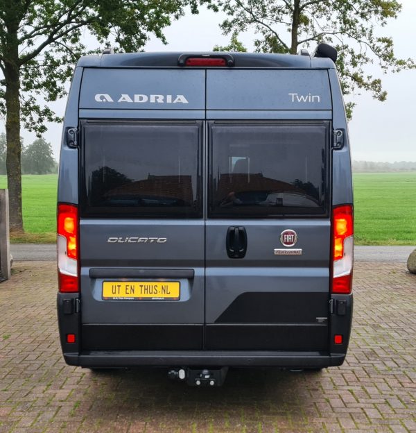 VERKOCHT Adria Twin 640 Supreme SLB - Afbeelding 5