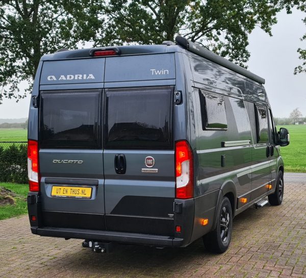 VERKOCHT Adria Twin 640 Supreme SLB - Afbeelding 6