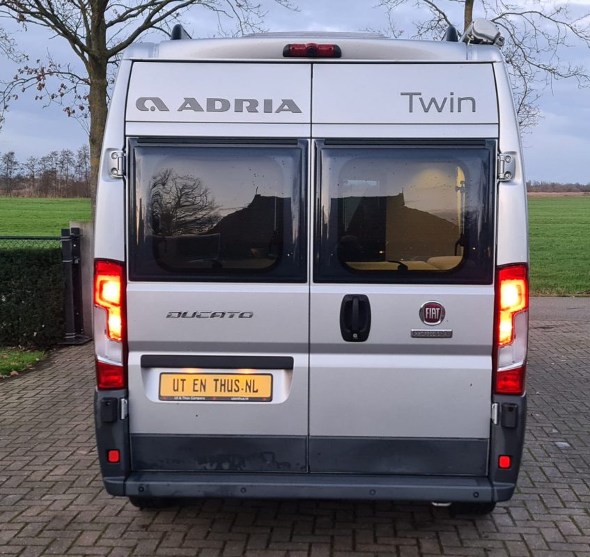 26 - ADRIA Twin 600 SPT sur FIAT Ducato III (2015