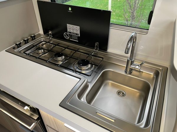 VERKOCHT Adria Compact DL Supreme - Afbeelding 9