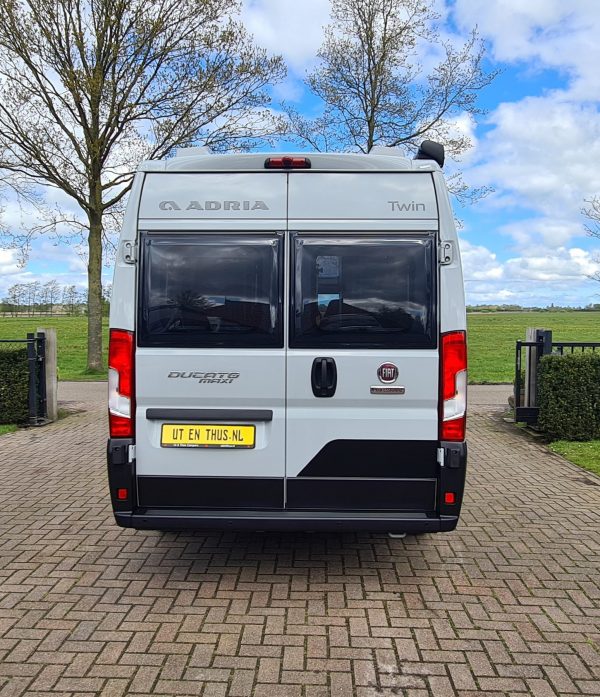 VERKOCHT Adria Twin 640 SGX Sports - Afbeelding 12
