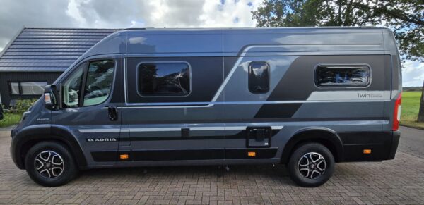 VERKOCHT Adria Twin 640 SGX Supreme - Afbeelding 5