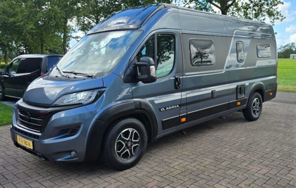 VERKOCHT Adria Twin 640 SGX Supreme - Afbeelding 2