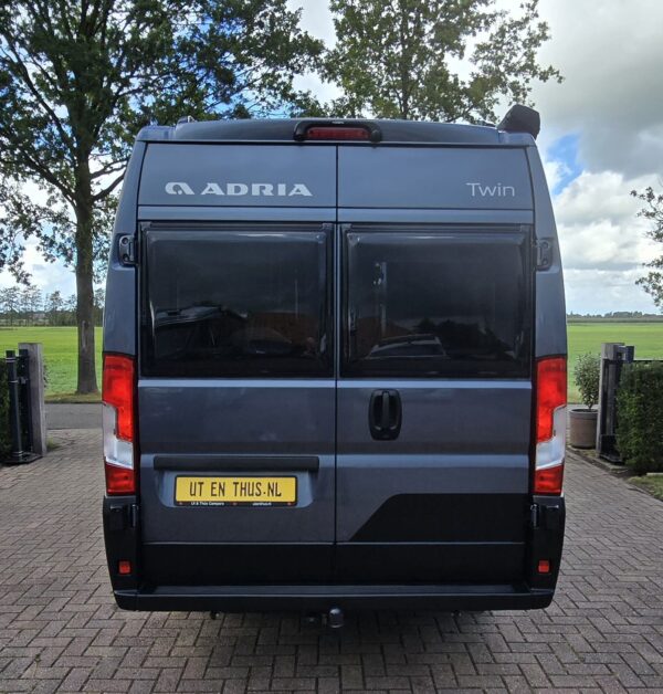 VERKOCHT Adria Twin 640 SGX Supreme - Afbeelding 8