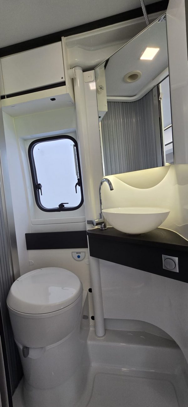 Adria Twin 640 SLB Supreme - Afbeelding 18