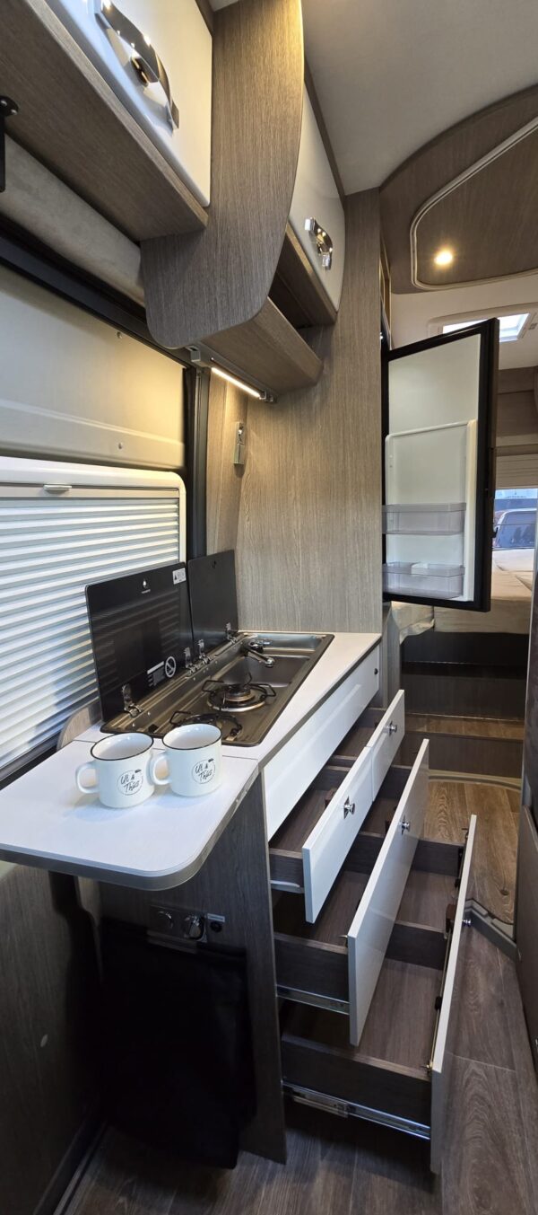 VERKOCHT Pössl Roadcruiser 640 XL - Afbeelding 20