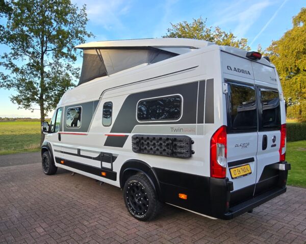 Adria Twin 640 SGX Supreme Sports - Afbeelding 4