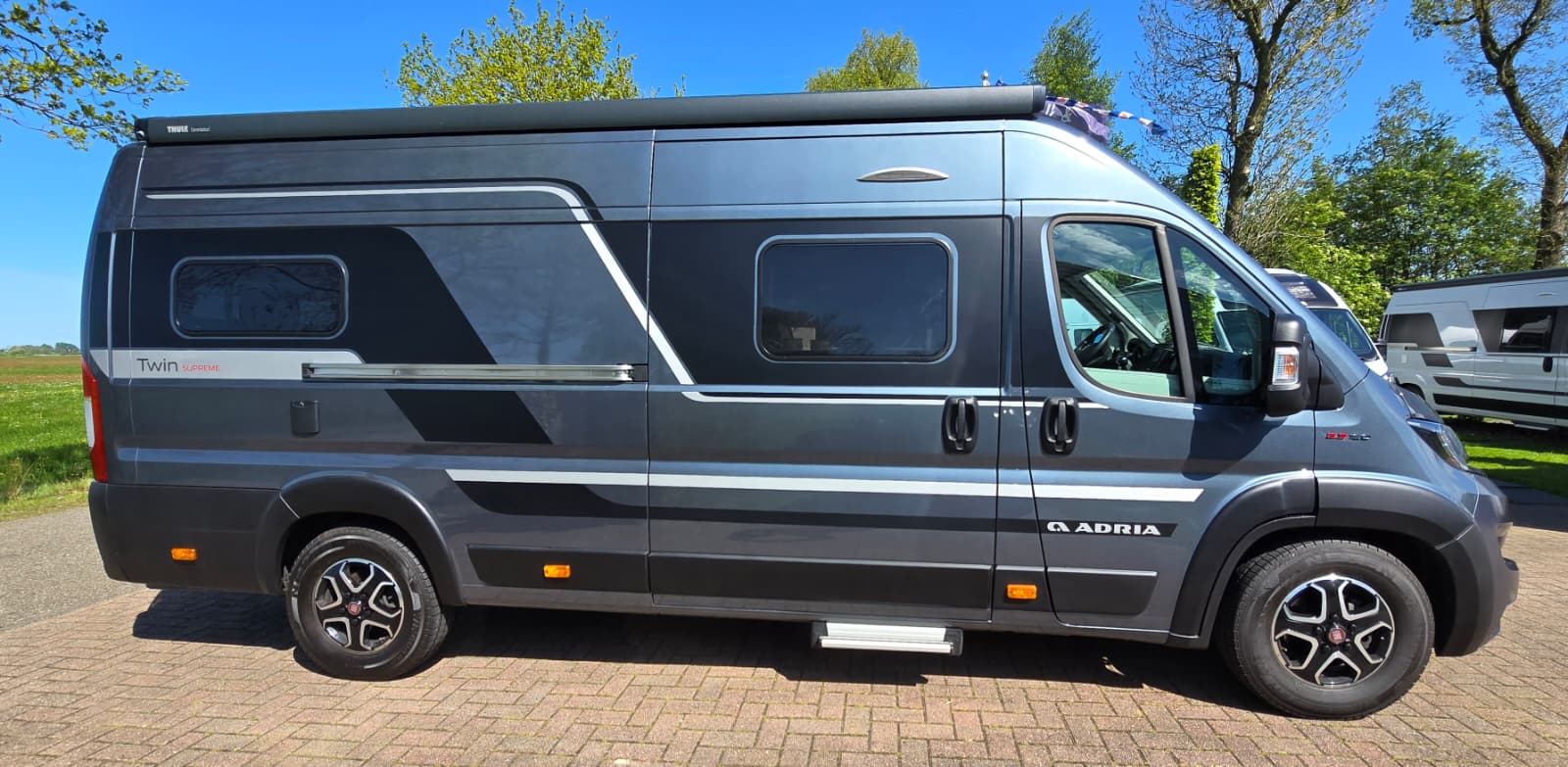 VERKOCHT Adria Twin 640 SLB Supreme - Afbeelding 4