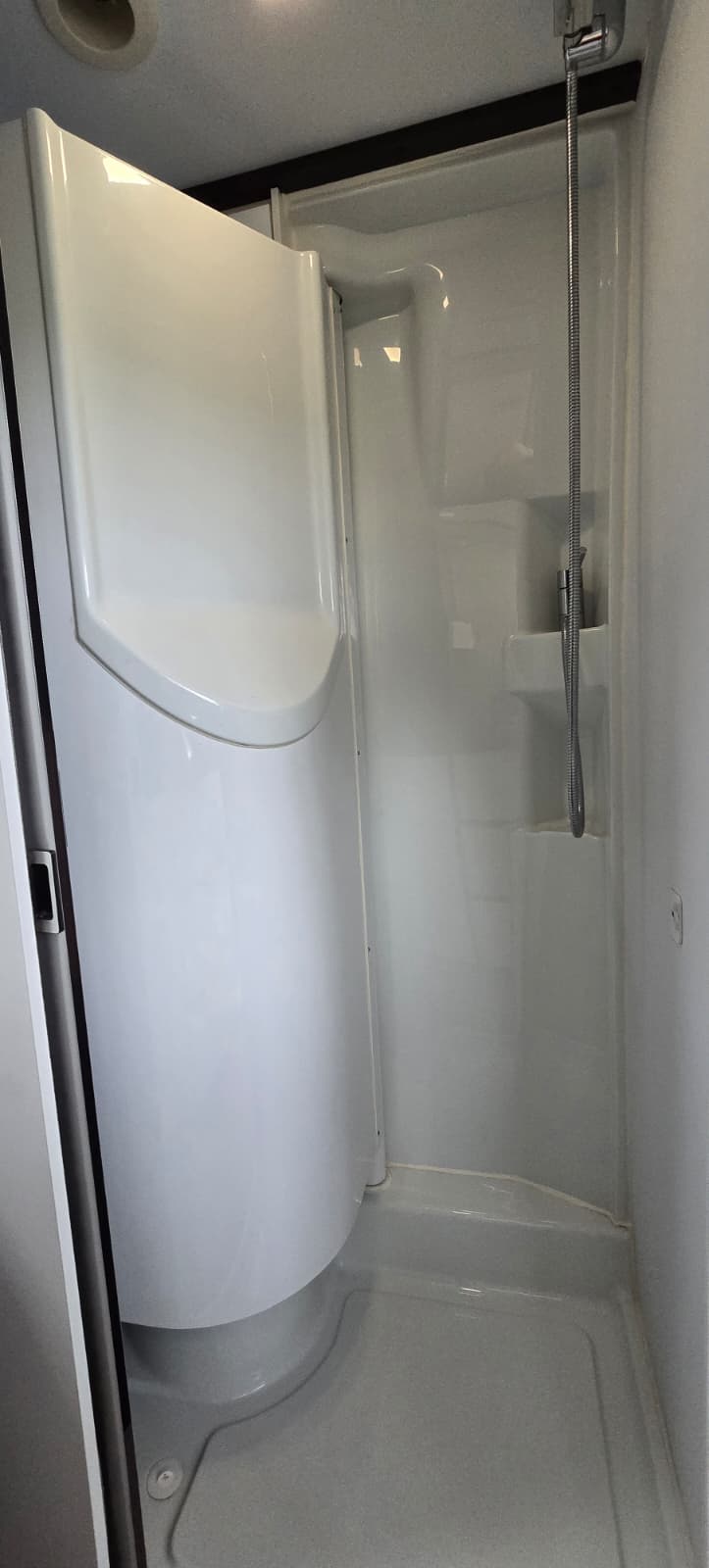 Adria Twin 600 SPB Supreme - Afbeelding 17