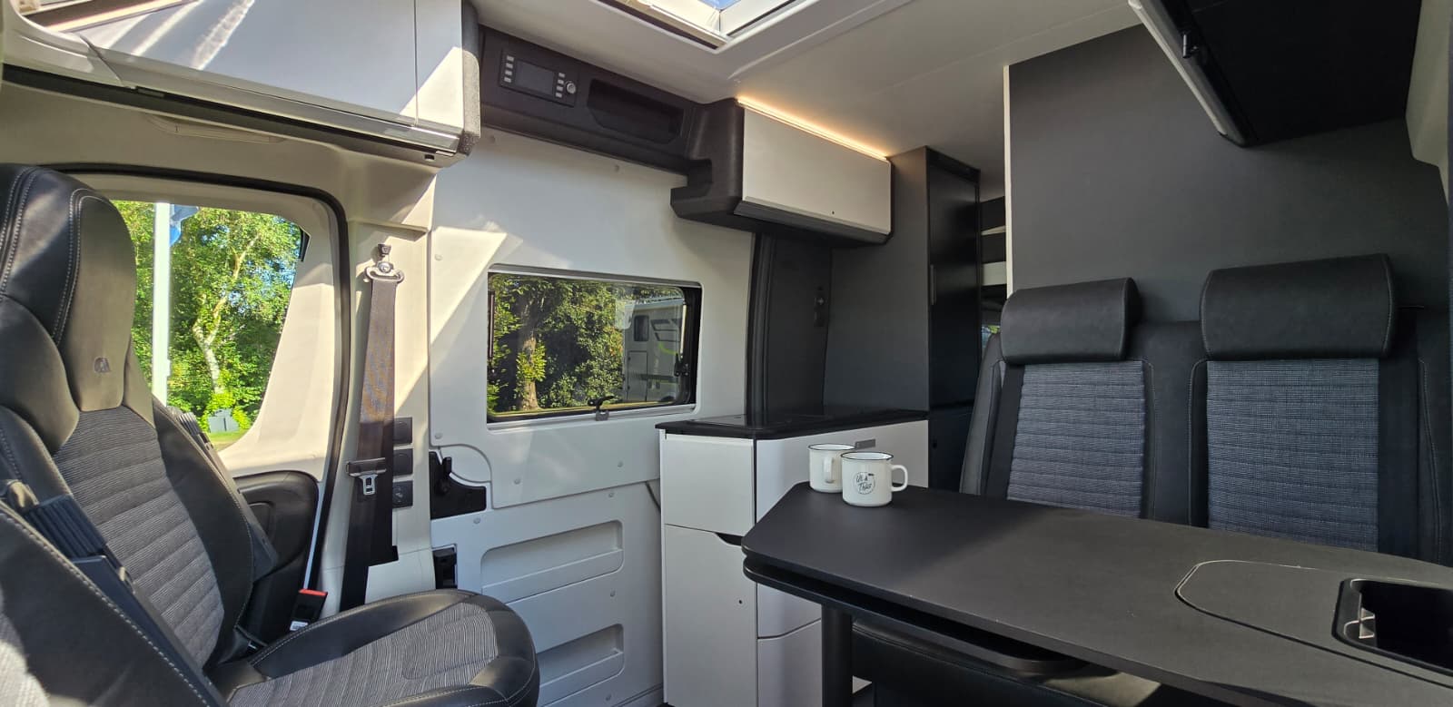 Adria Twin 640 SGX Supreme - Afbeelding 15
