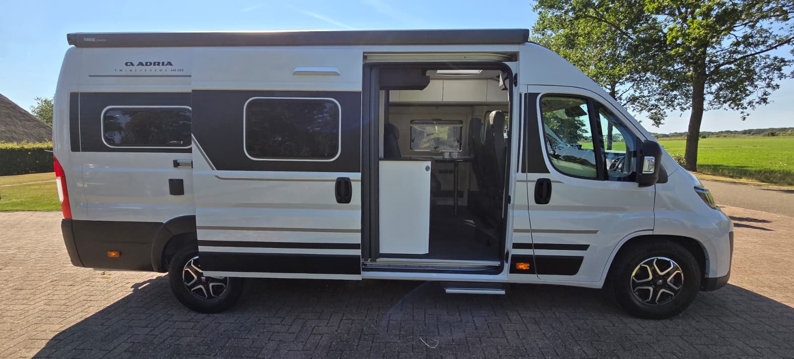 Adria Twin 640 SGX Supreme - Afbeelding 8