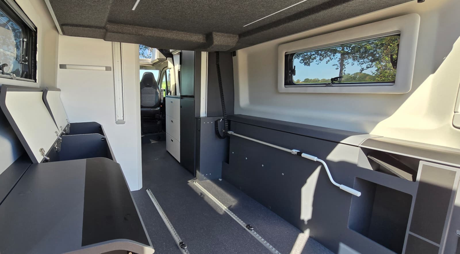 Adria Twin 640 SGX Supreme - Afbeelding 20