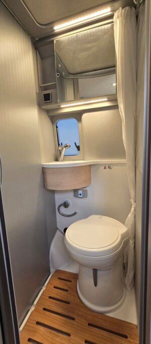 Hymer Free 602 (VERKOCHT) - Afbeelding 18